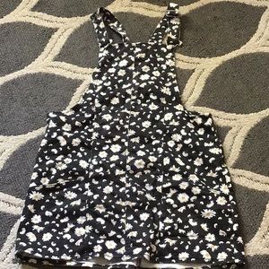 Floral (Daisy) Black Jumper